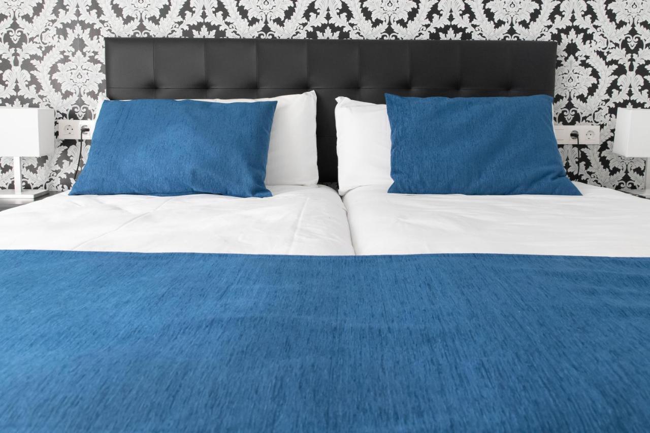 Hostal Boutique I Host You Madrid Kültér fotó