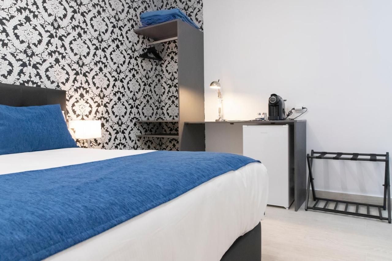 Hostal Boutique I Host You Madrid Kültér fotó